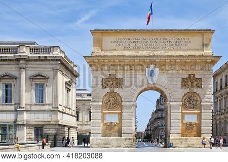 Montpellier, France - June 09 2018: The Porte Du Peyrou Is A Triumphal Arch Located Opposite The Ent