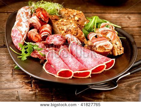 Salsiccia. Vari italiano prosciutto, salame e pancetta. Carne cibo