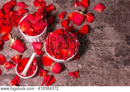 Rosewater With Rose Petals