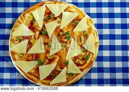 Homemade Cheese Pizza And Tarantella Sauce