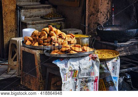 Ajmer, India - Jan 04, 2020: Food Market Near The Entrance Gate Of Dargah Shariff. Dargha Of Great S