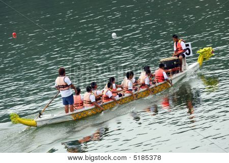 Dragon Boat Race
