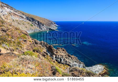 Grotta Calda, Pantelleria