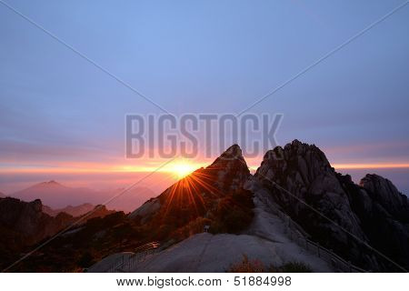 Lotus Peak Sunrise, Huangshan Mountain
