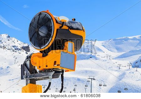 Snow Maker