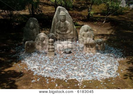 石の偶像、京都、日本の製品