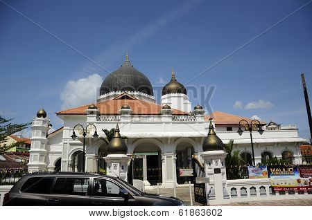 Kapitan Keling Mosque Left Facade