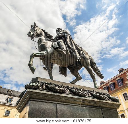 Carl-august Monument (weimar)