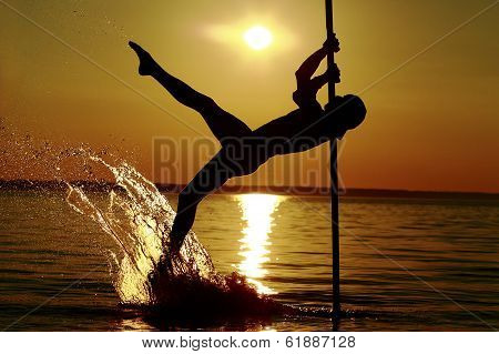 Pole Dance Boy
