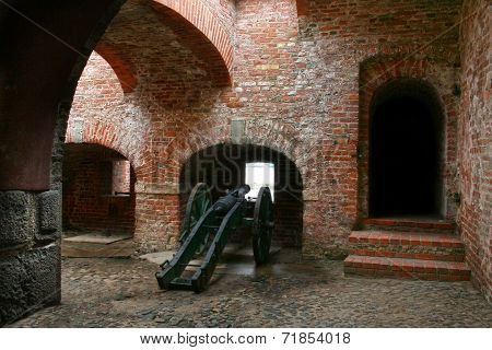 a canon inside Wisloujscie Stronghold