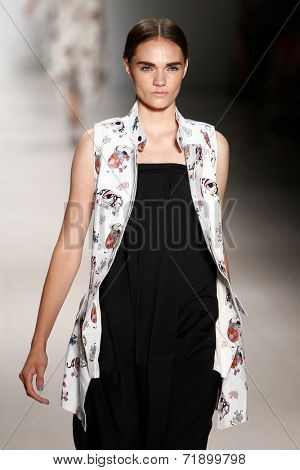 NEW YORK-SEP 8: A model walks the runway at the OUDIFU fashion show during Mercedes-Benz Fashion Week Spring/Summer 2015 at The Salon at Lincoln Center on September 8, 2014 in New York City.