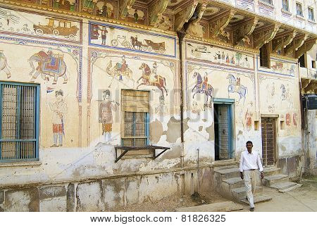 Exterior wall paining detail of the haveli, Mandawa, India.
