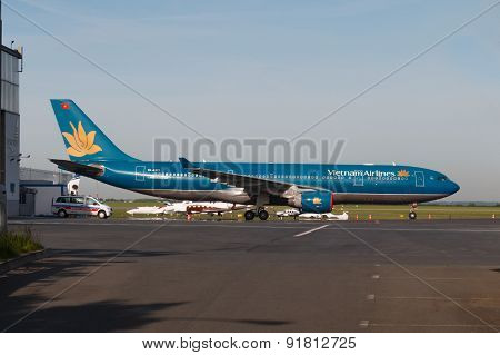 A330