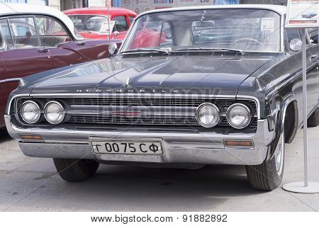 Retro car Oldsmobile 88 1963 release