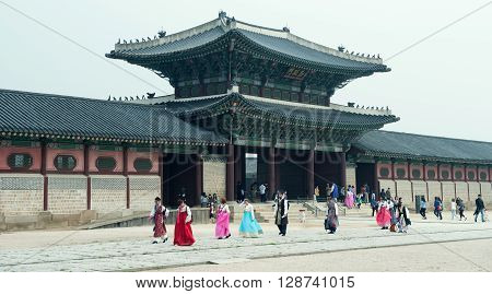 Seoul, South Korea - April 22, 2016: April 22, 2016 The Palace Doors In The Palace In Seoul, South K