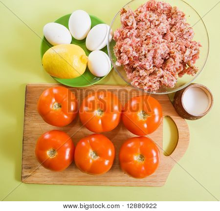 Zutaten für gefüllte Tomaten