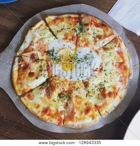 pizza egg cheesy  lover in the  town