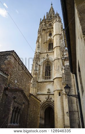 Relgious architecture, cathedral in Oviedo, northern Spain