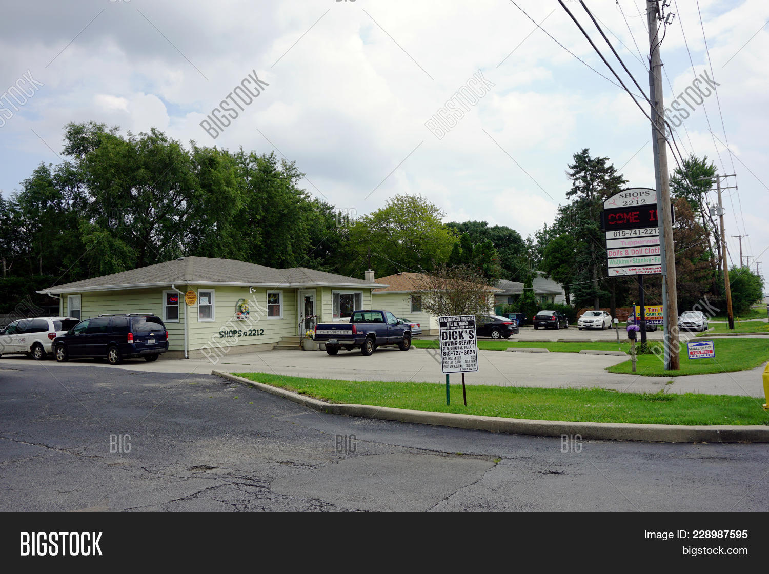 Crest Hill, Illinois Image & Photo (Free Trial) Bigstock