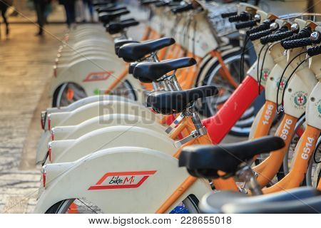 Bikemi Station, The Public Self-service Bicycle System In Milan