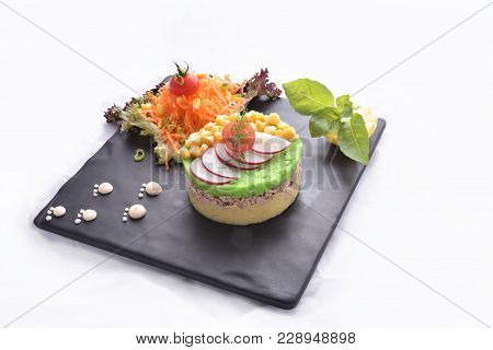 Tuna With Mashed Potatoes
