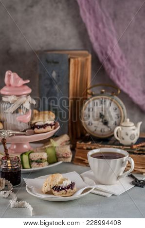 English Five O'clock Tea