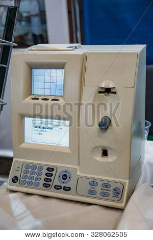 Modern Automatic Sperm Analyzing Machine In Medical Lab