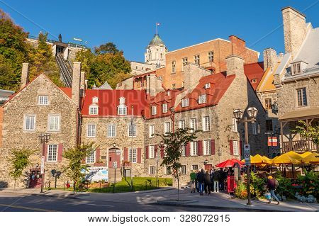 Quebec City, Canada - 4 October 2019: Traditional Stone Houses On Boulevard Champlain In The Petit C