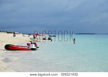 Kendwa, Zanzibar - October 5, 2019: Kendwa Resort, Beautiful Beach With White Sand And Tourists Rela