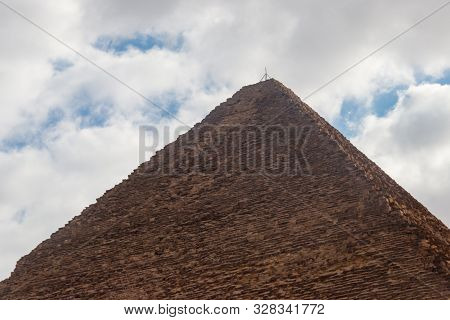 Great Pyramid Of Giza (also Known As The Pyramid Of Khufu Or The Pyramid Of Cheops) Is The Oldest An
