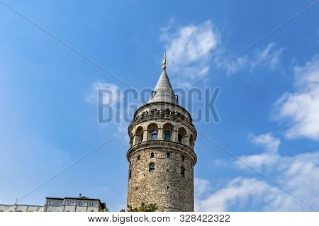 Galata,istanbul,turkey-august 14,2019. Cityscape From Galata District With Galata Tower In Istanbul.