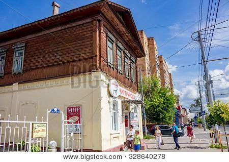 Kaluga, Russia - August 2017: Museum Of Crafts In Kaluga. House Of The Late Xix Century Merchant Tsy