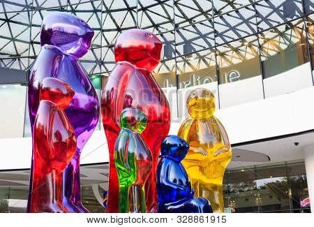 Singapore-04 May 2018:cute Colorful Of Statues In Front Of Plaza Singapura Shopping Mall