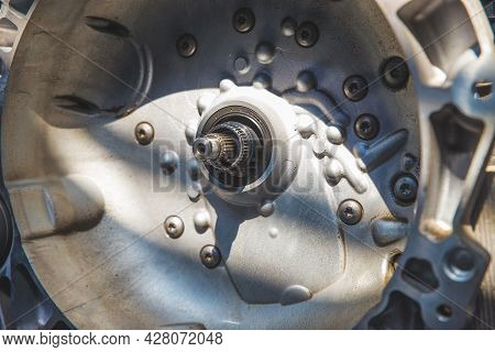 Repair Automatic Transmission Gear Box.. Automatic Transmission Repair