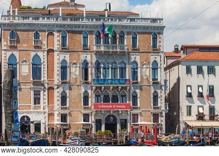 Venice, Italy - June 15, 2016 La Biennale Di Venezia In Palazzo Ca Giustinian-morosini On The Grand 