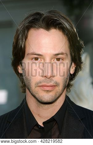 LOS ANGELES - MAY 07: Keanu Reeves arrives to  'The Matrix Reloaded' Hollywood Premiere on May 07, 2003 in Westwood, CA