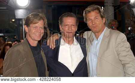 LOS ANGELES - JUL 22: William H. Macy, Chris Cooper and Jeff Bridges arrives for the 'Seabiscuit' World Premiere on July 22, 2003 in Hollywood, CA