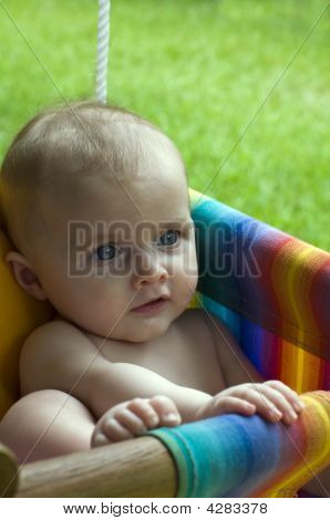 Bambino sull'altalena
