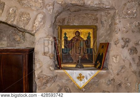 Jerusalem, Israel, July 17, 2021 : Icons In The Interior Of The Small Feodorovsky Monastery In Chris