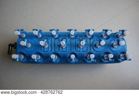 Vacuum Manifold. Processes Up To 20 Samples Simultaneously. Includes Manifold, Stopcocks, Neoprene S