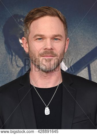 LOS ANGELES - AUG 03: Shawn Ashmore arrives for the ÃAftermathÃ Hollywood Premiere on August 03, 2021 in Westwood, CA