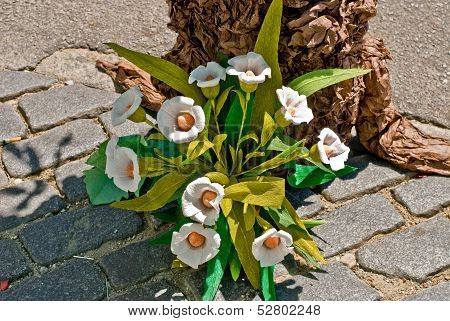 The Flowers From Paper