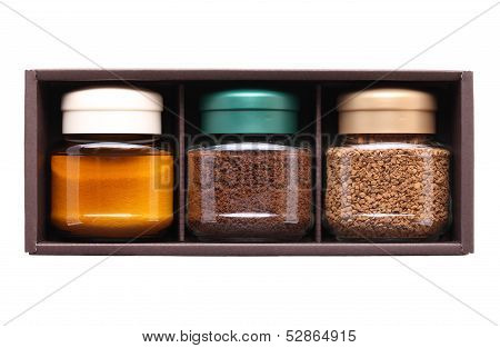 instant coffee in glass jar