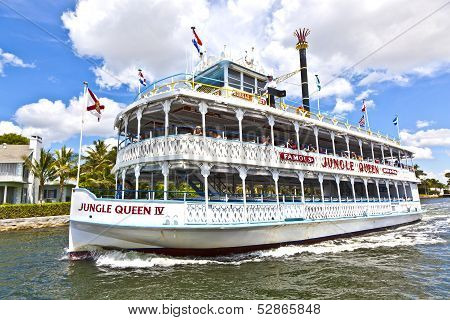 Cruise With Jungle Queen Riverboat