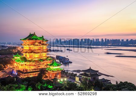 The Tengwang Pavilion In Sunset