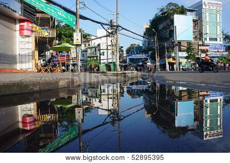 cityscape reflect on water