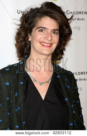 LOS ANGELES - JUN 2:  Gabby Hoffmann at the United Friends of the Children Brass Ring Awards Dinner at the Beverly Hilton Hotel on June 2, 2015 in Beverly Hills, CA