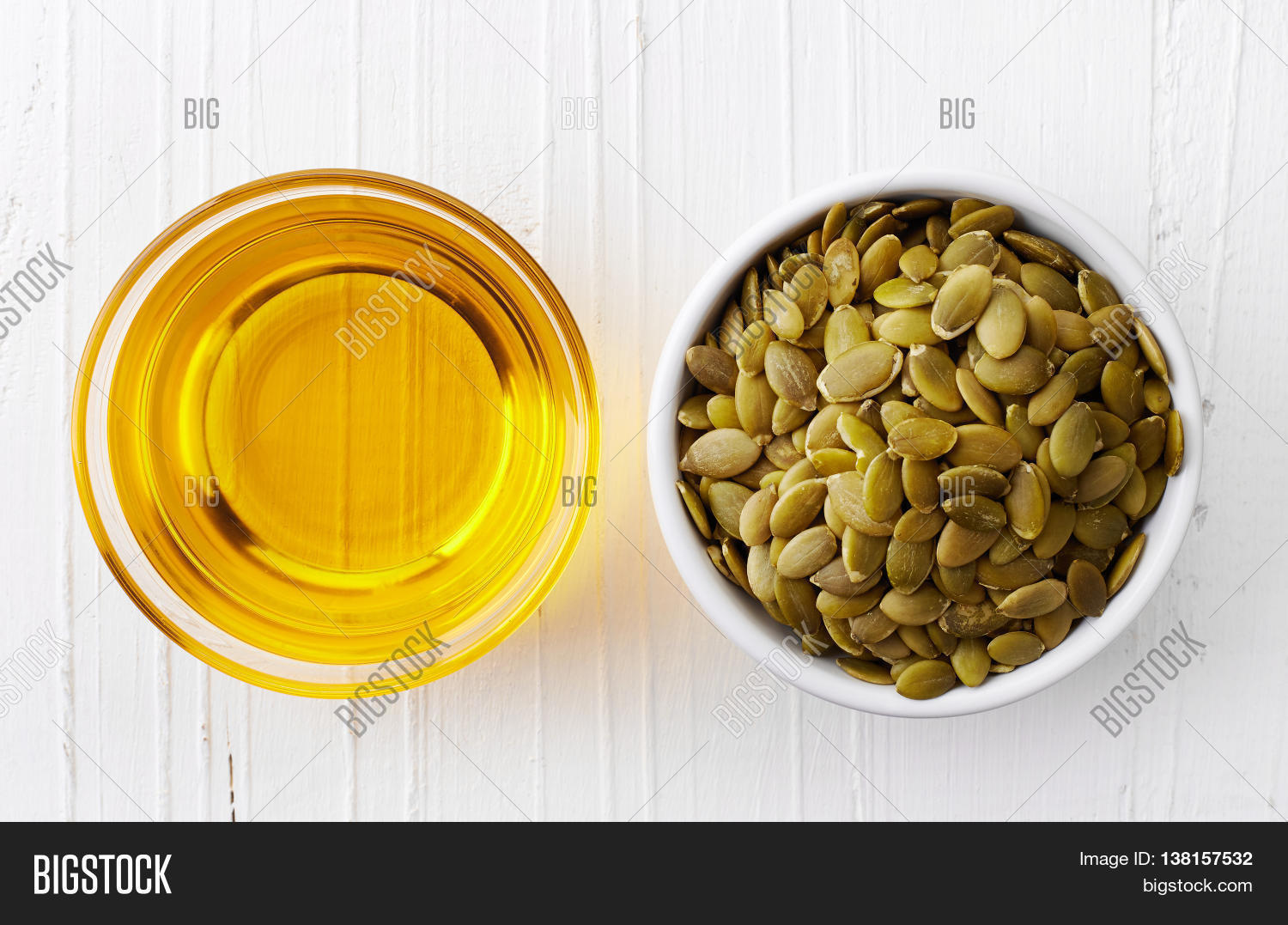 семя тыквы. тыквенные семечки при беременности. желтки тыквенные семечки. масло оливковое с тыквенными семечками. семена льна обои.