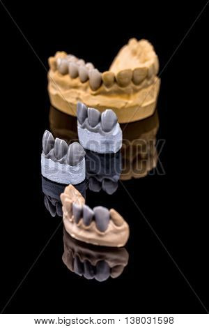 Artificial Teeth
