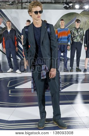 Perry Ellis - Men Spring Summer 2017 Collection